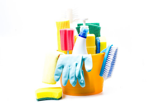 5 produtos para limpeza pesada que não podem faltar na sua casa