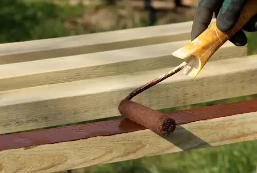 5 erros comuns na pintura de madeira e como evitá-los